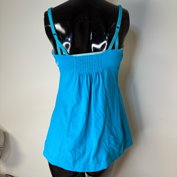 Lululemon Aqua Blue Smocked Babydoll Tank Built in Bra – Size 8 - Picture 2 of 4